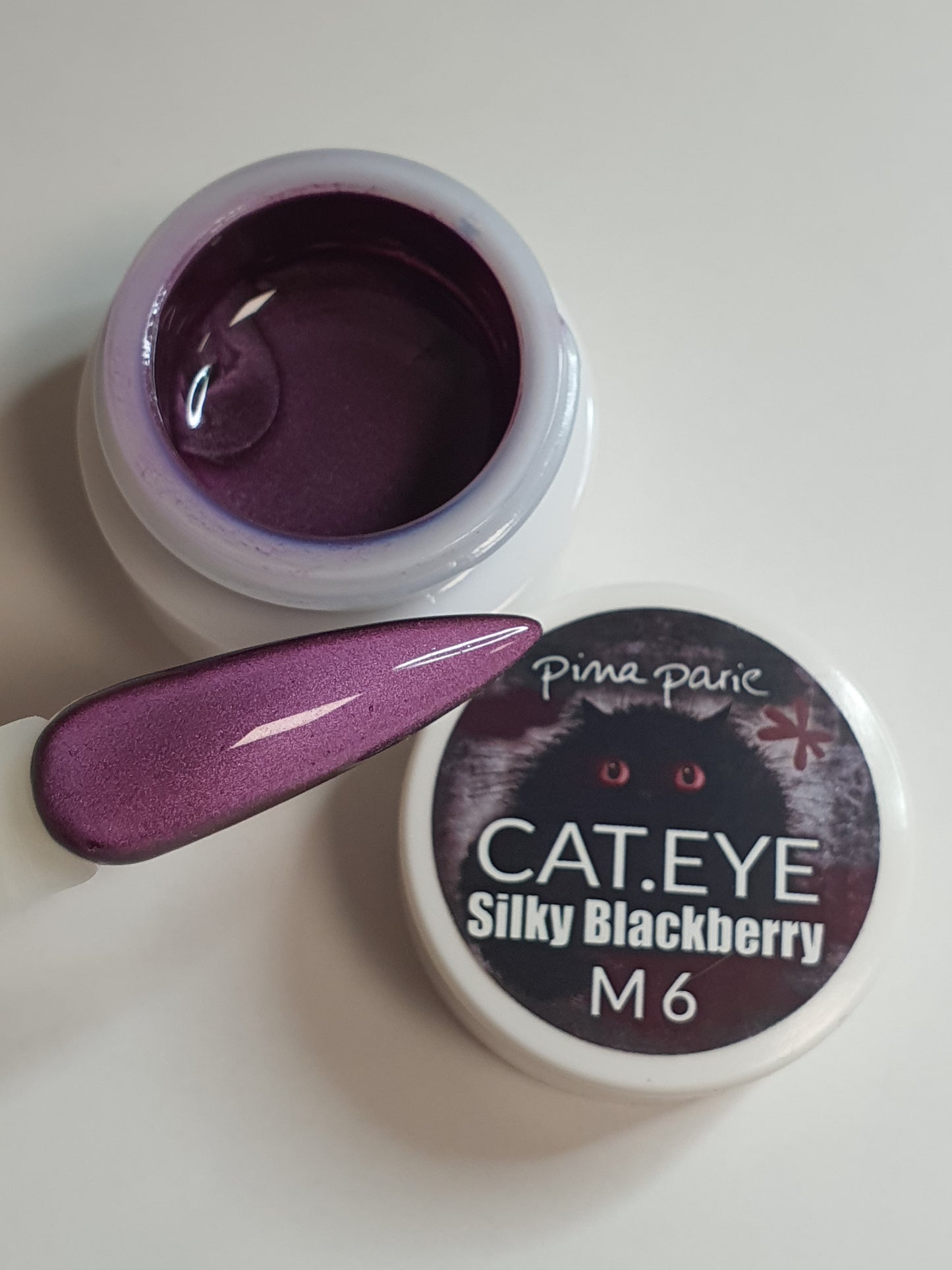 Cat Eye Silky Blackberry (M6)